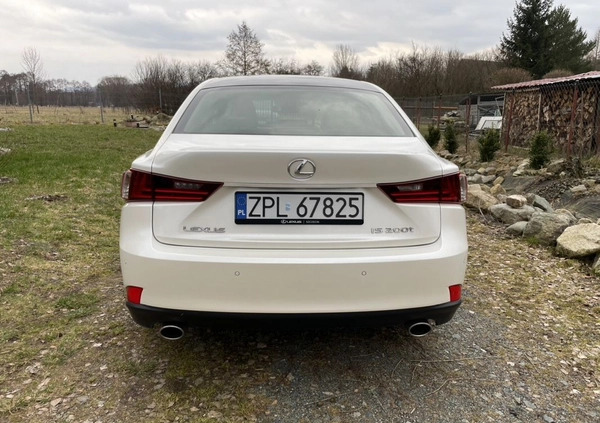 Lexus IS cena 84900 przebieg: 60200, rok produkcji 2015 z Górzno małe 106